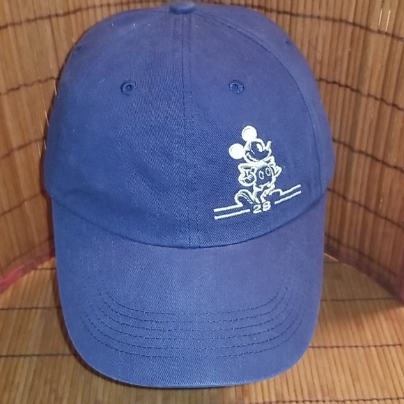 Vintage Mickey Mouse 28 Cap | Poshmark